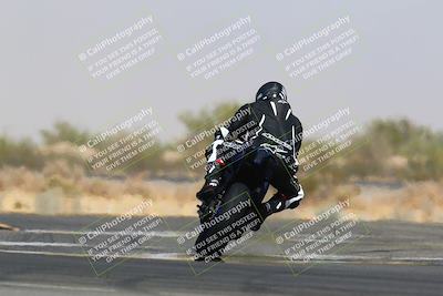 media/Mar-28-2022-Superbike Trackdays (Mon) [[b8603d0f67]]/Open Track Time/Turn 16/